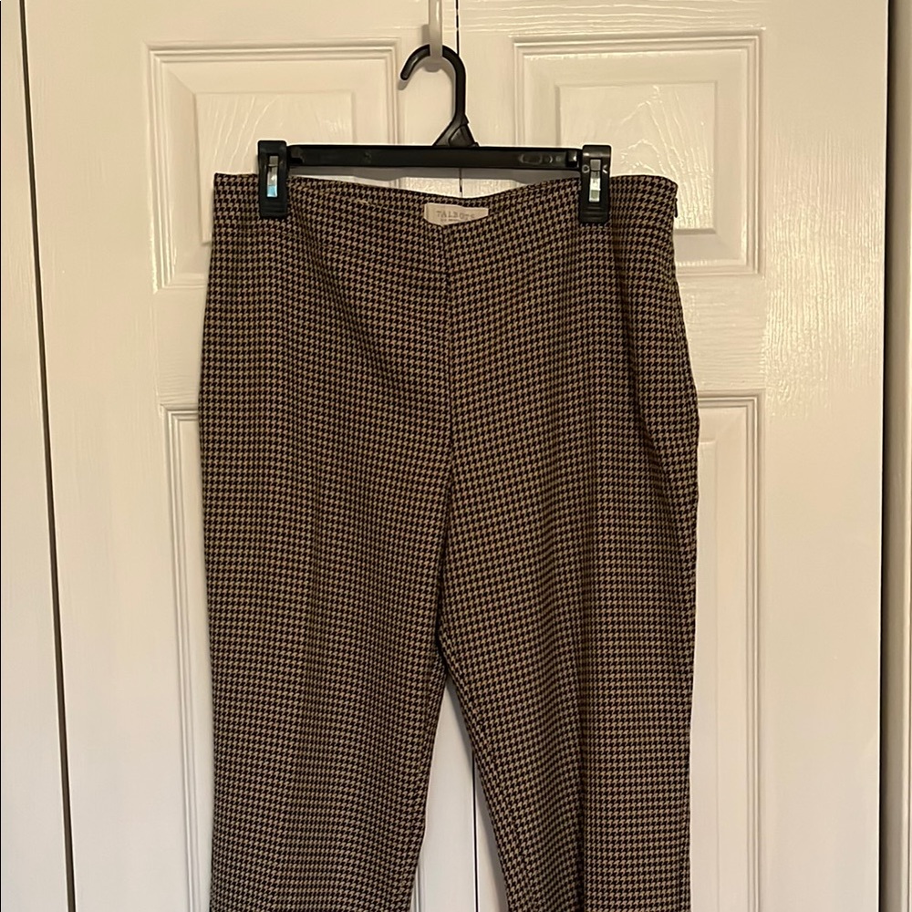 Talbots Brown Houndstooth Straight Leg Pants
